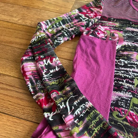 Y2K punk patchwork top - Picture 4 of 10